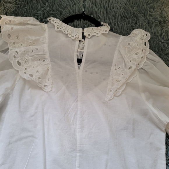 SHEIN eyelet Ruffle Trim blouse - Picture 4 of 16